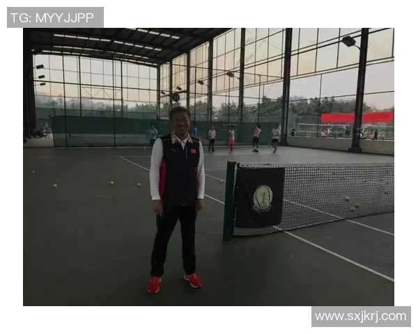 重庆网球队转型之路：得失之间的挑战与机遇分析